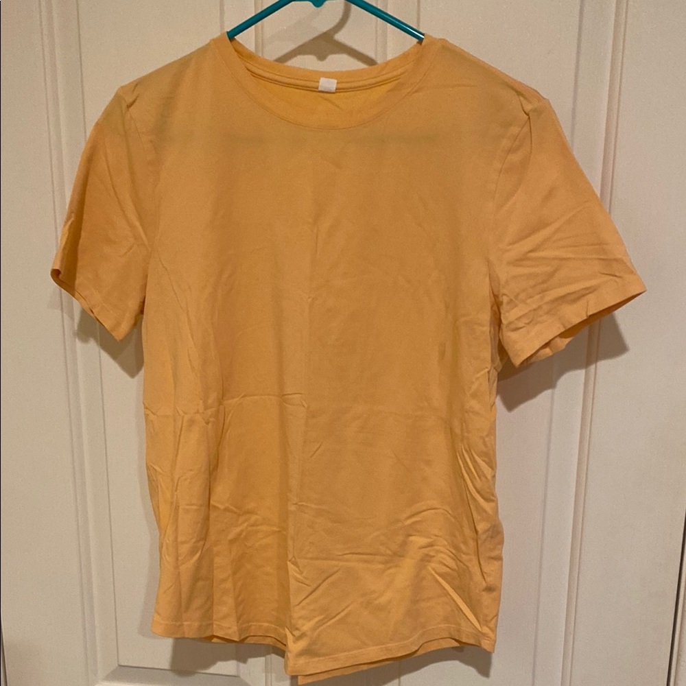 Lululemon Love Crew T Size 8- peach